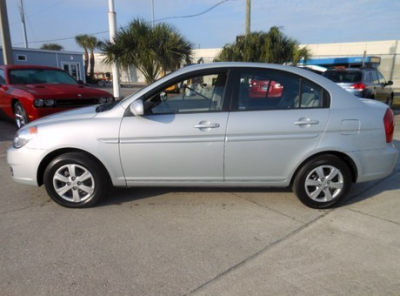 2011 Hyundai Accent GLS
