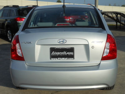 2011 Hyundai Accent GLS