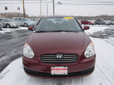 2010 Hyundai Accent GLS