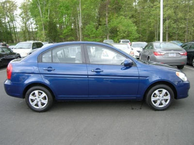 2010 Hyundai Accent  GLS