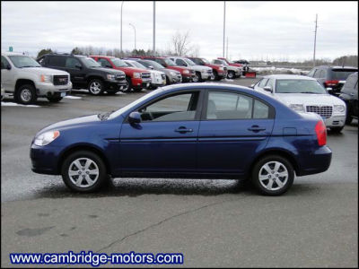 2011 Hyundai Accent  GLS
