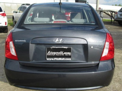 2011 Hyundai Accent  GLS