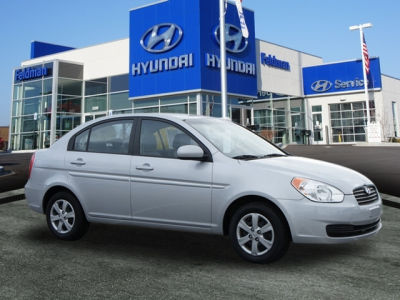 2011 Hyundai Accent  GLS