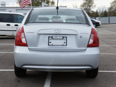 2011 Hyundai Accent  GLS