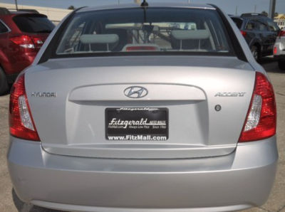 2011 Hyundai Accent  GLS