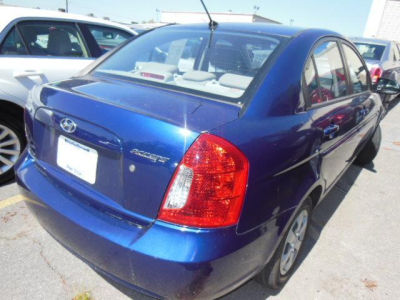 2009 Hyundai Accent  GLS