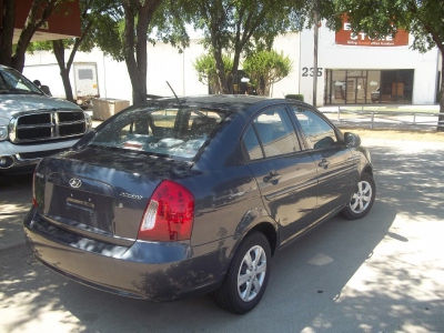 2011 Hyundai Accent GLS