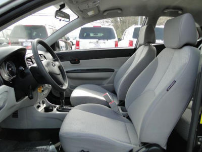 2011 Hyundai Accent GS