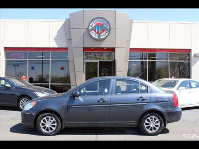 2010 Hyundai Accent  GLS
