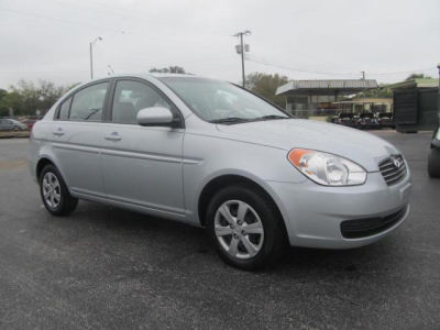 2010 Hyundai Accent  GLS