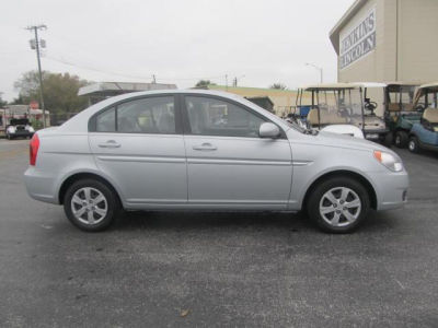 2010 Hyundai Accent  GLS
