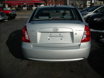 2009 Hyundai Accent  GLS