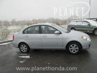 2010 Hyundai Accent  GLS