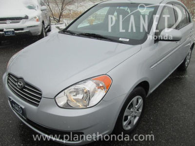 2010 Hyundai Accent  GLS