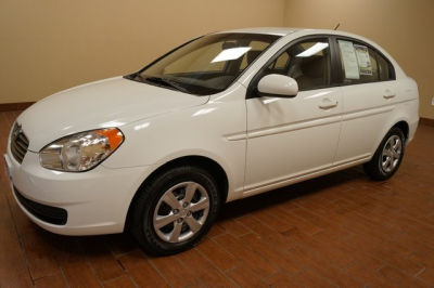 2011 Hyundai Accent  GLS