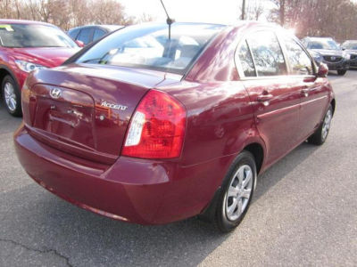2010 Hyundai Accent  GLS