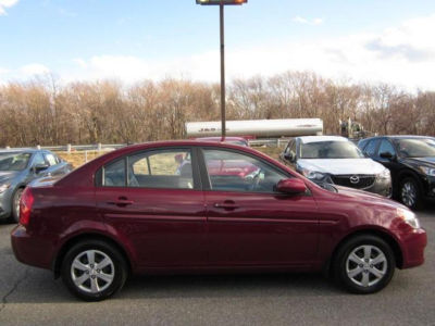 2010 Hyundai Accent  GLS