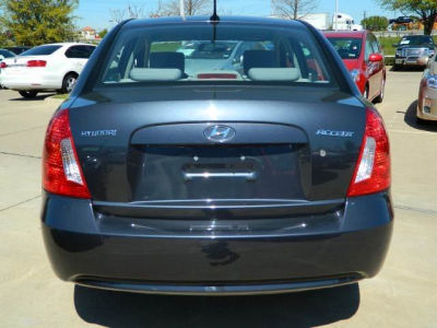 2011 Hyundai Accent  GLS
