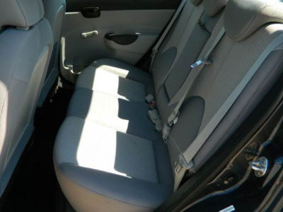 2011 Hyundai Accent  GLS
