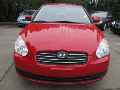 2011 Hyundai Accent  GLS
