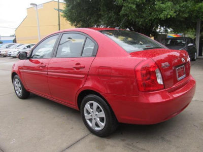 2011 Hyundai Accent  GLS