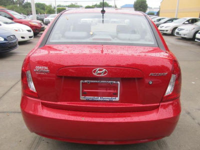 2011 Hyundai Accent  GLS