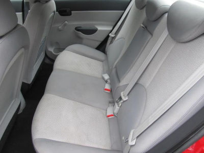 2011 Hyundai Accent  GLS