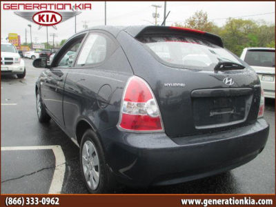 2010 Hyundai Accent Blue