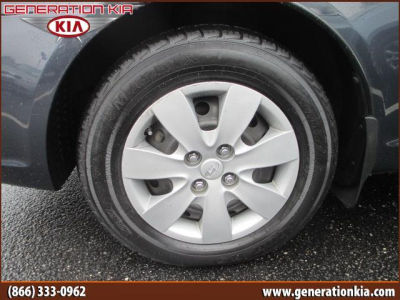 2010 Hyundai Accent Blue