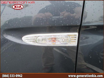 2010 Hyundai Accent Blue