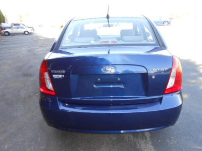 2009 Hyundai Accent  GLS