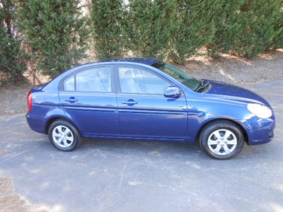 2009 Hyundai Accent  GLS