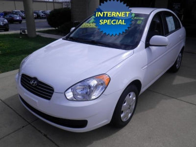 2011 Hyundai Accent  GLS
