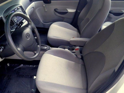 2011 Hyundai Accent GLS