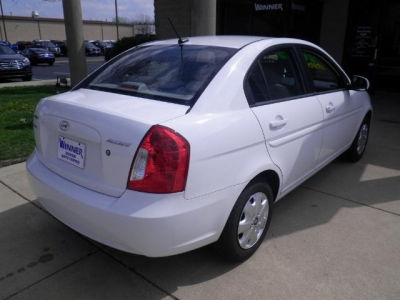 2011 Hyundai Accent GLS
