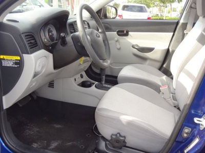 2010 Hyundai Accent  GLS