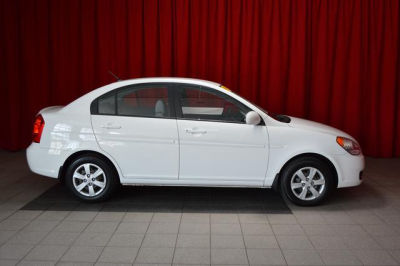 2009 Hyundai Accent  GLS