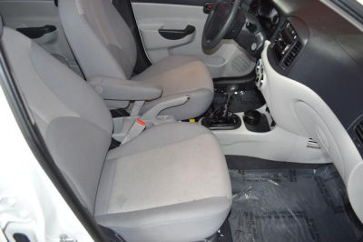 2009 Hyundai Accent  GLS