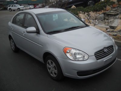 2010 Hyundai Accent  GLS