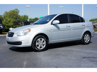 2009 Hyundai Accent  GLS