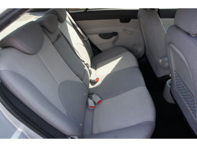 2009 Hyundai Accent  GLS