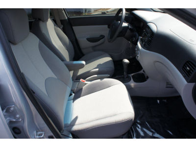 2009 Hyundai Accent  GLS