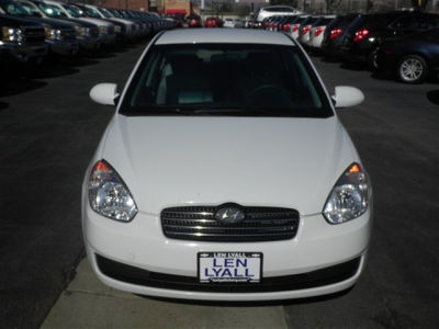 2009 Hyundai Accent  GLS
