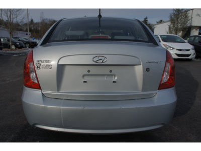 2010 Hyundai Accent  GLS