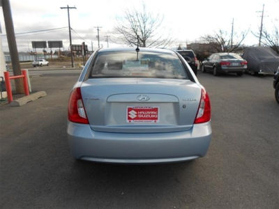 2011 Hyundai Accent  GLS