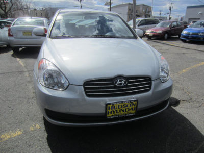 2011 Hyundai Accent GLS