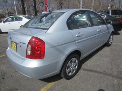 2011 Hyundai Accent GLS