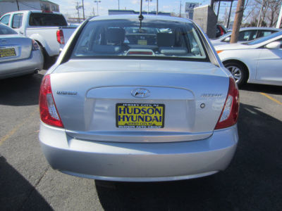 2011 Hyundai Accent  GLS