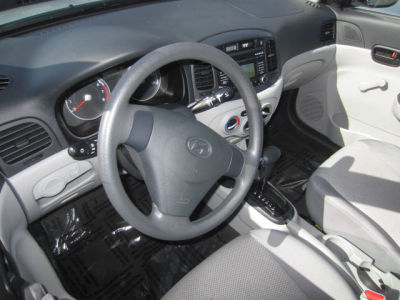 2011 Hyundai Accent  GLS