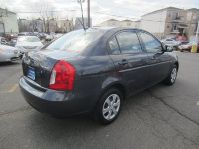 2011 Hyundai Accent GLS